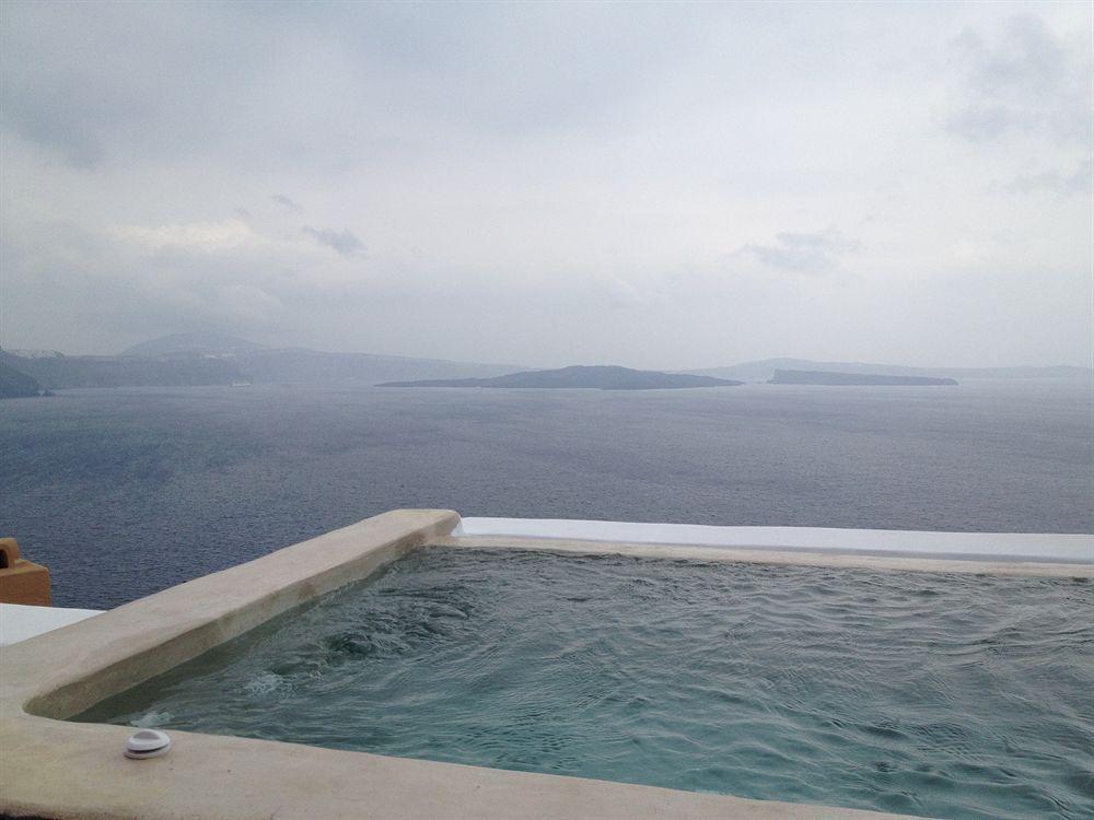 Chroma Suites Oia  Exterior photo
